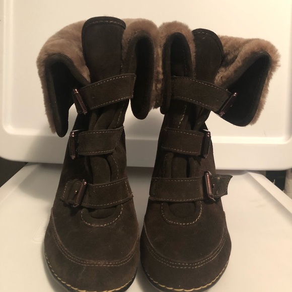 Sofft ankle boots, size 9M worn maybe twice honestly, still in awesome shape👍 - Picture 2 of 4